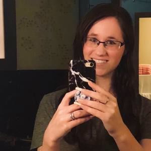 Meet your Posher, Evalee